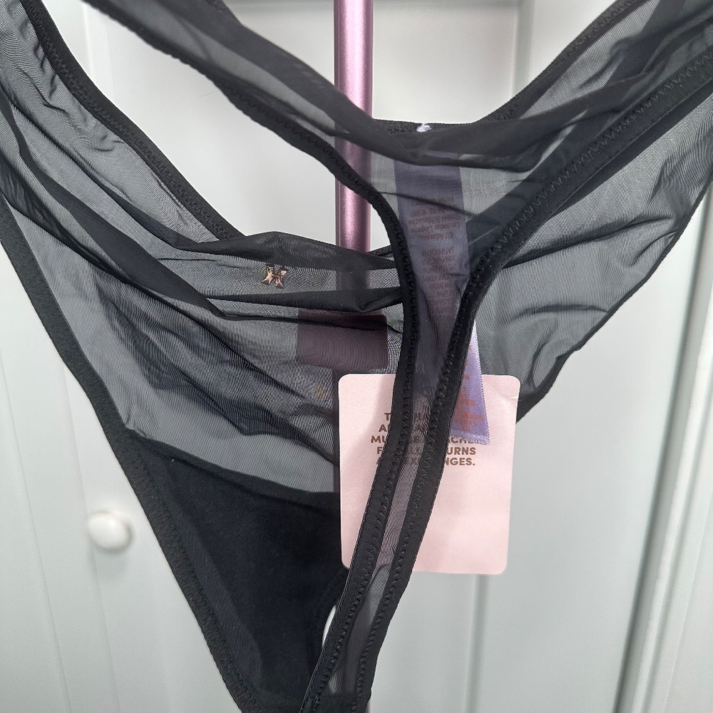 Savage X Fenty black sheer thong 2x NWT - Picture 3 of 3